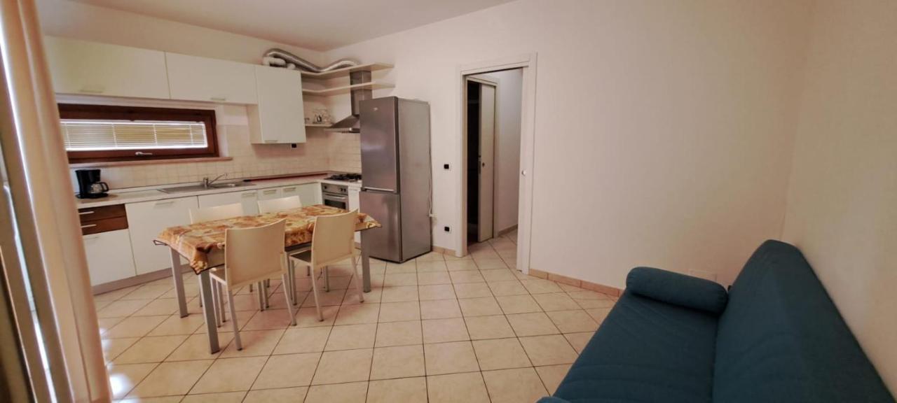 Apartments Tony In Bardolino Eksteriør billede